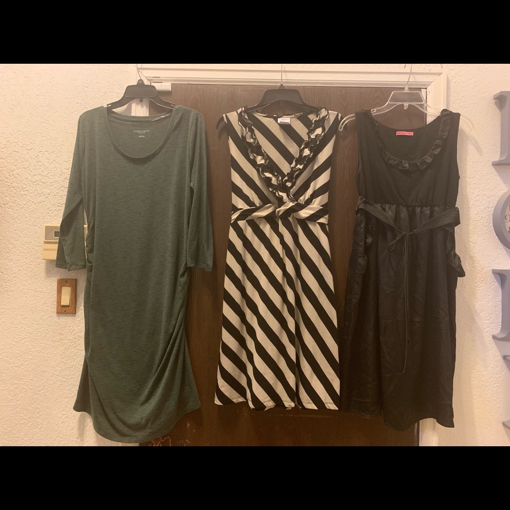 EUC 3 Nice Maternity Dresses Size Large